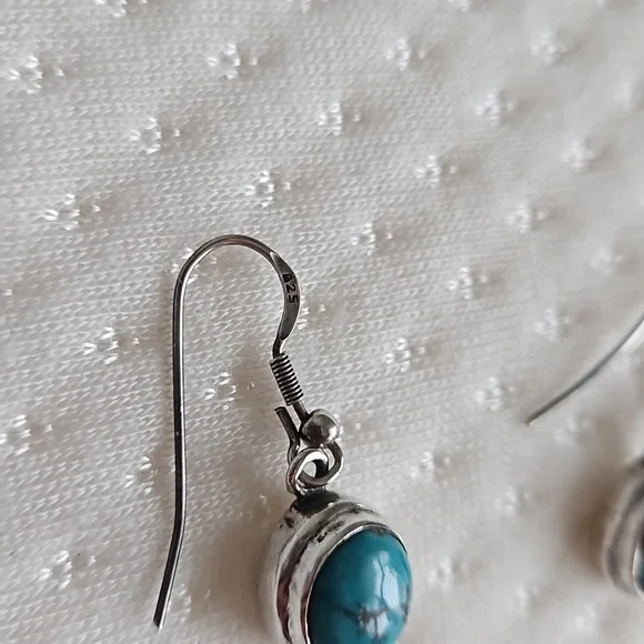 Vintage Turquoise Teardrop Sterling Silver Earrings - Picture 3 of 7